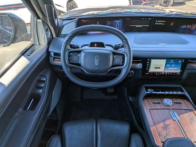 2025 Lincoln Navigator Black Label L