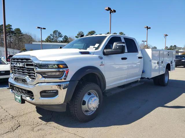 2026 RAM Ram 5500 Chassis Cab RAM 5500 TRADESMAN CHASSIS CREW CAB 4X4 84 CA