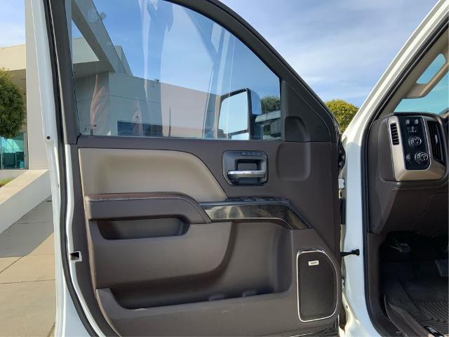 2015 GMC Sierra 3500HD Denali