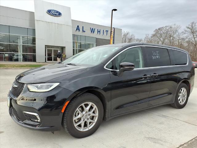 2023 Chrysler Pacifica Touring L for sale in Manchester, TN