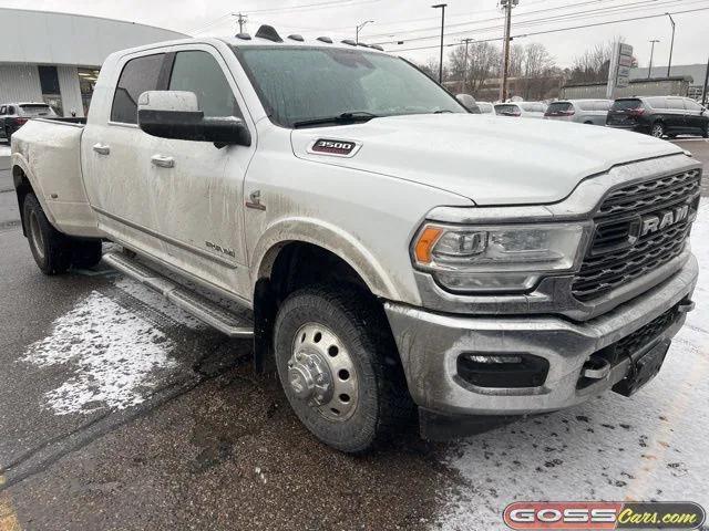 2021 RAM 3500 Limited Mega Cab 4x4 64 Box
