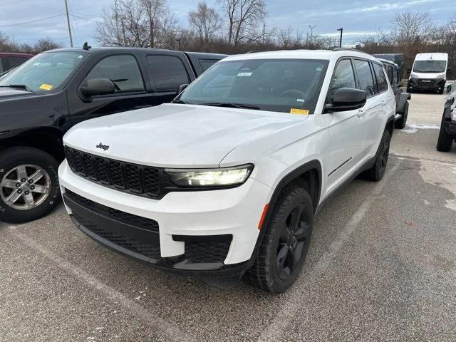 2023 Jeep Grand Cherokee L Altitude 4x4