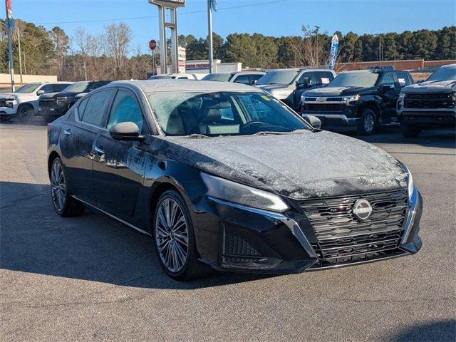 2023 Nissan Altima SL FWD
