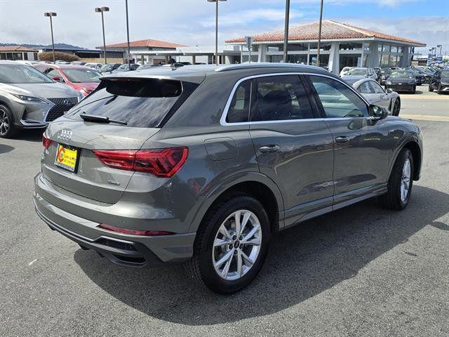 2025 Audi Q3 Premium 45 TFSI S line quattro Tiptronic