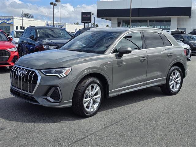 2025 Audi Q3 Premium 45 TFSI S line quattro Tiptronic