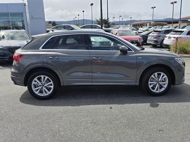 2025 Audi Q3 Premium 45 TFSI S line quattro Tiptronic