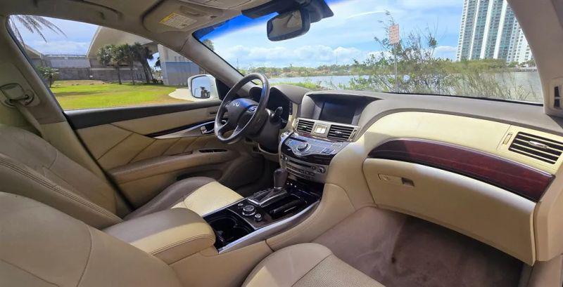 2012 INFINITI M37 M37