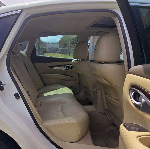 2012 INFINITI M37 M37