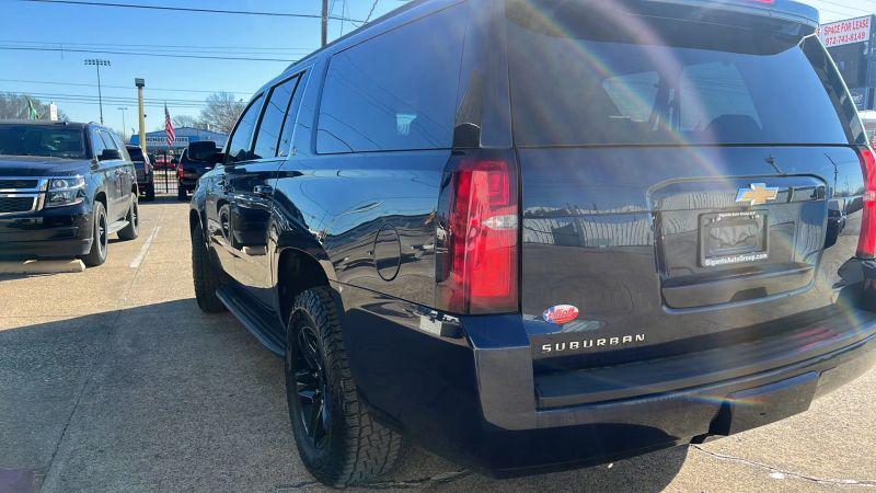 2018 Chevrolet Suburban LT