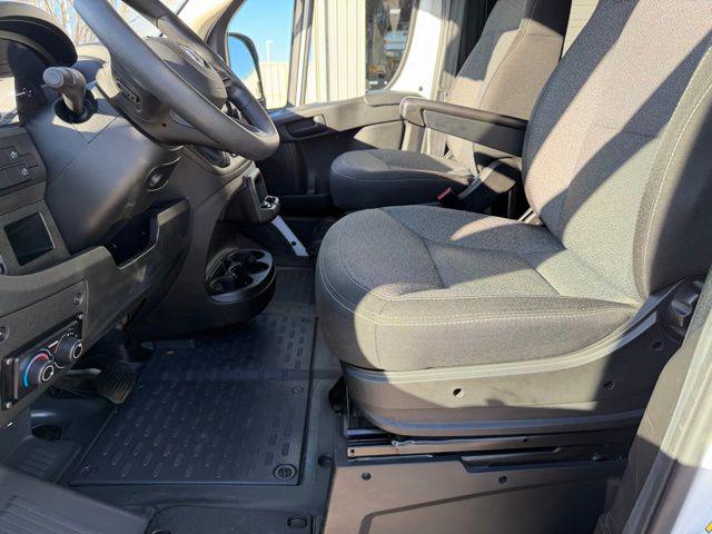 2023 Ram ProMaster 2500 Window Van High Roof 159" WB