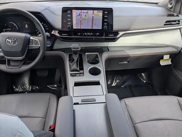 2024 Toyota Sienna XSE