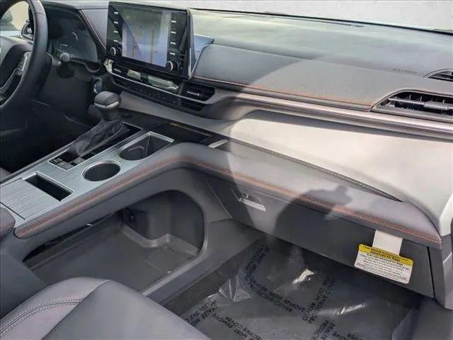 2024 Toyota Sienna XSE