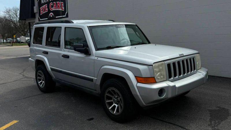 2006 Jeep Commander Base for sale in Royal Oak, MI