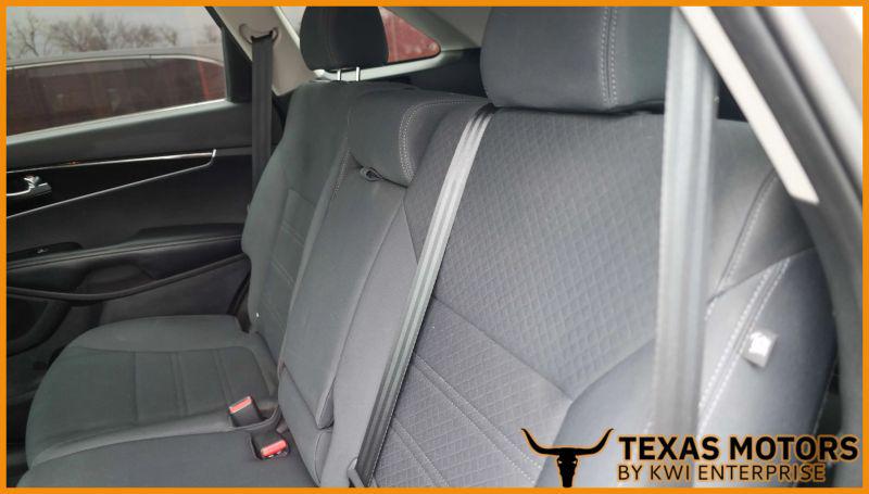 2019 Kia Sorento 3.3L LX