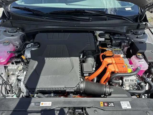 2026 Hyundai Elantra Hybrid SEL Sport