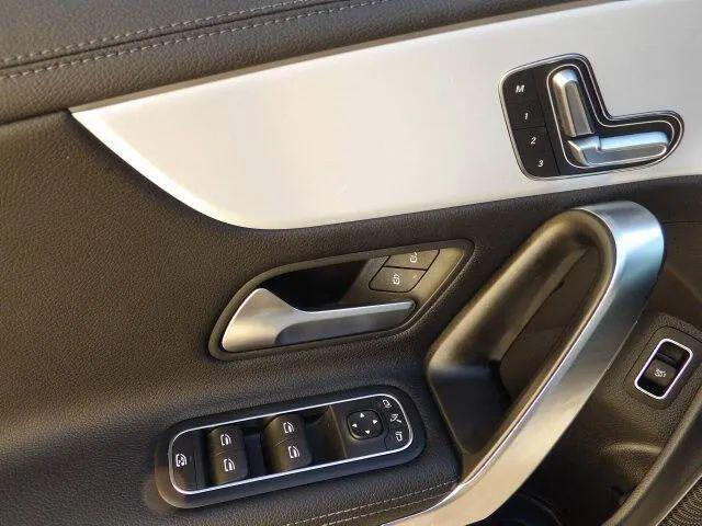 2023 Mercedes-Benz CLA 250 250