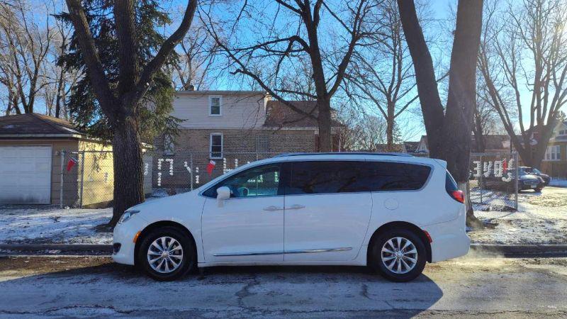 2019 Chrysler Pacifica Touring L
