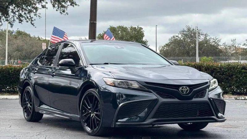 2021 Toyota Camry SE
