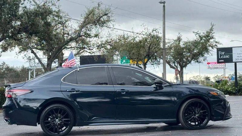 2021 Toyota Camry SE