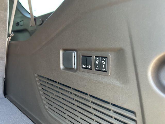 2026 GMC Yukon XL 4WD Elevation