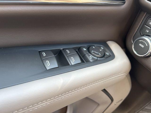 2026 GMC Yukon XL 4WD Elevation