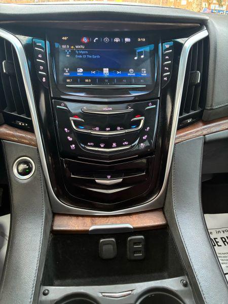 2019 Cadillac Escalade ESV Premium Luxury
