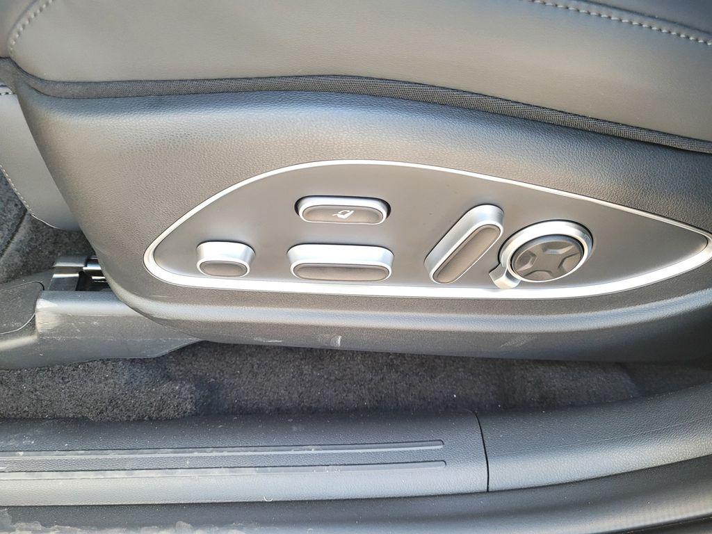 2026 Hyundai Palisade Calligraphy - Photo 12