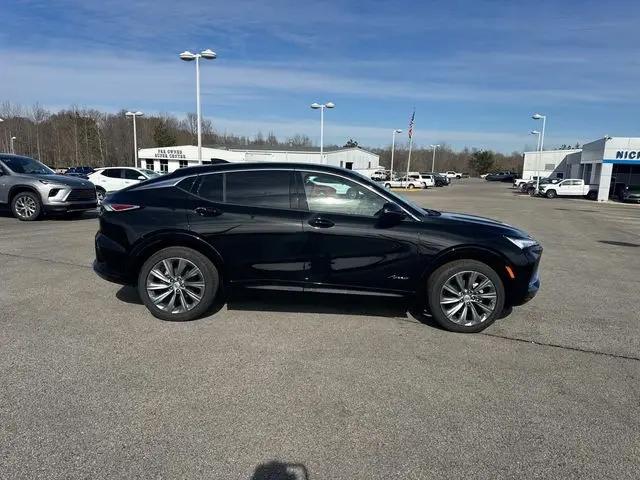 2026 Buick NV Avenir FWD