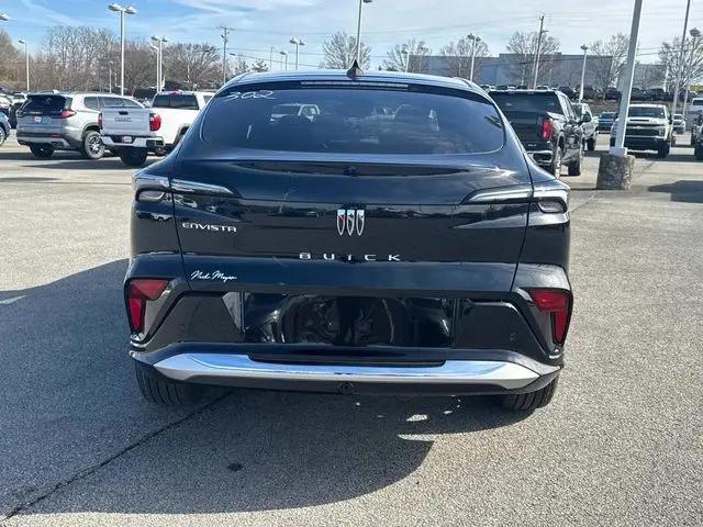 2026 Buick NV Avenir FWD