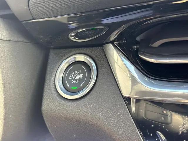 2026 Buick NV Avenir FWD