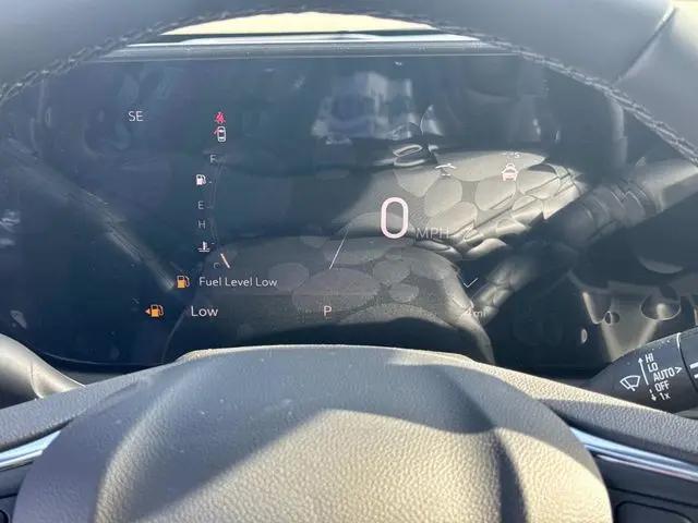 2026 Buick NV Avenir FWD