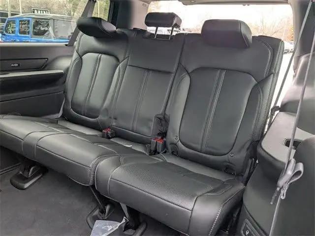 2026 Jeep Grand Wagoneer L 4x4