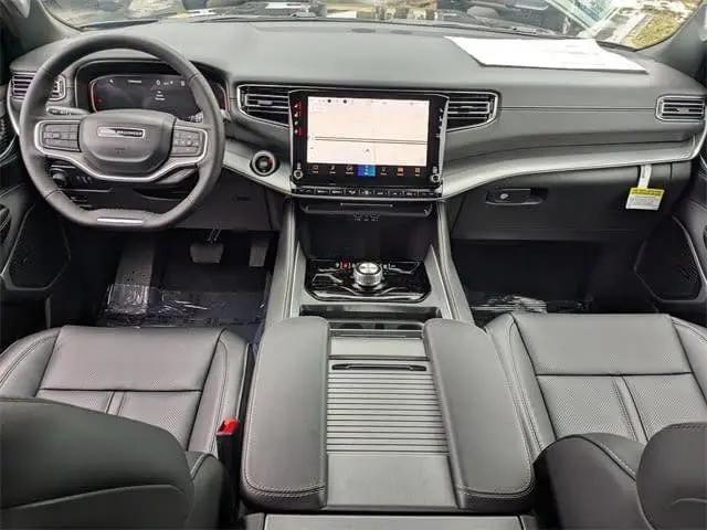 2026 Jeep Grand Wagoneer L 4x4