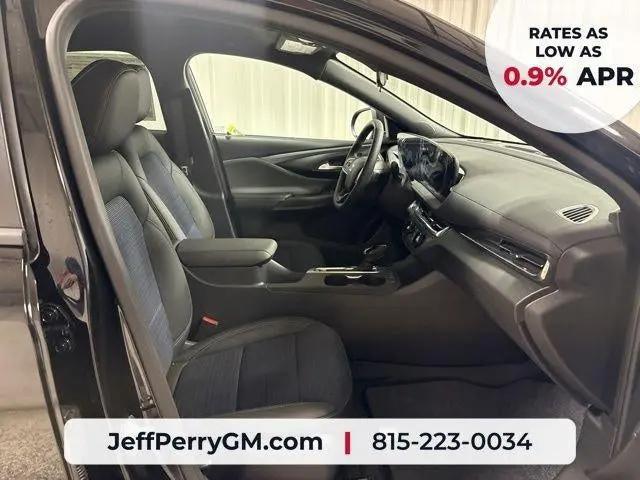 2026 Buick NV Preferred FWD