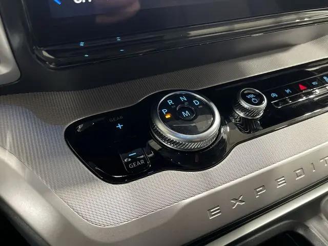 2026 Ford Expedition Max Active MAX