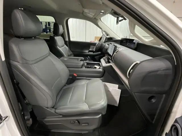 2026 Ford Expedition Max Active MAX