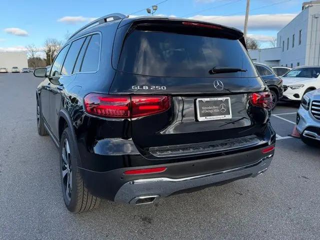 2026 Mercedes-Benz GLB 4MATIC