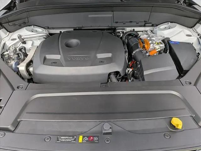 2026 Volvo XC90 Plug-In Hybrid Plus, T8 AWD, Electric/Gasoline, Bright, 7 Seats