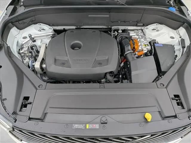 2026 Volvo XC90 Plug-In Hybrid Plus, T8 AWD, Electric/Gasoline, Bright, 6 Seats