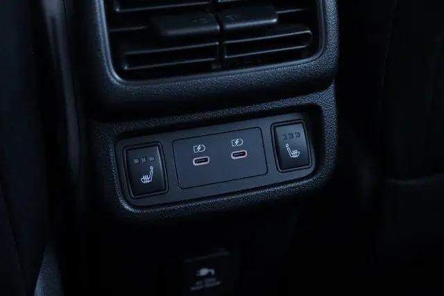 2026 Nissan LEAF PLATINUM+