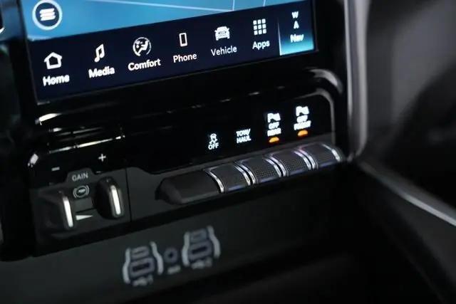 2026 Ram 2500 Big Horn Crew Cab 4x4 64 Box