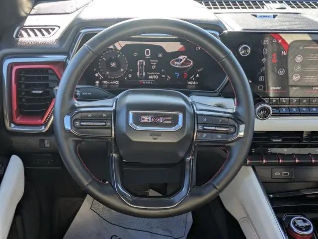 2023 GMC Canyon 4WD Crew Cab Short Box AT4X