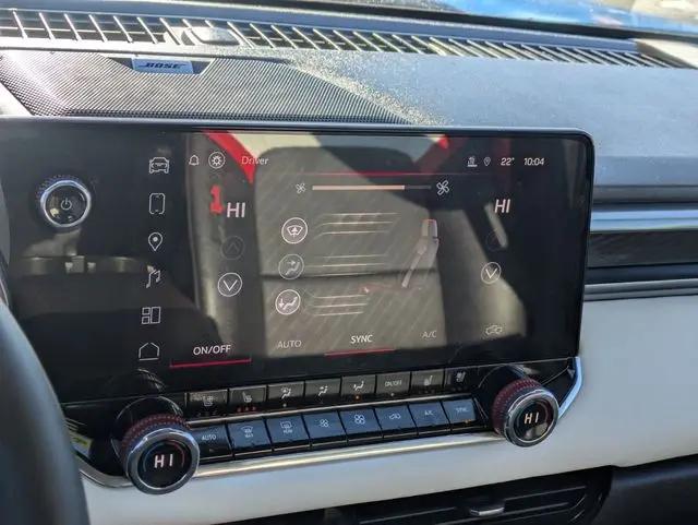 2023 GMC Canyon 4WD Crew Cab Short Box AT4X