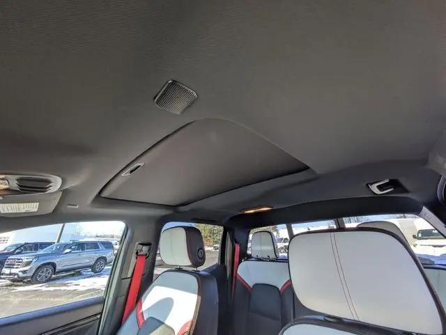 2023 GMC Canyon 4WD Crew Cab Short Box AT4X
