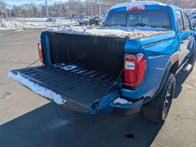 2023 GMC Canyon 4WD Crew Cab Short Box AT4X