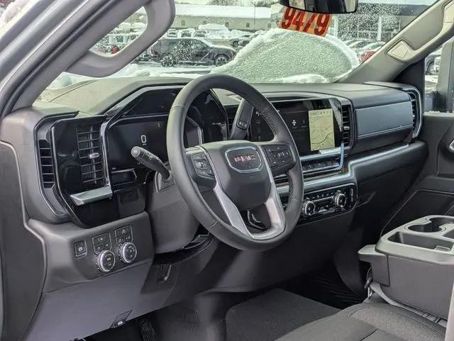 2026 GMC Sierra 2500HD Crew Cab, Standard Bed, SLE, 4WD