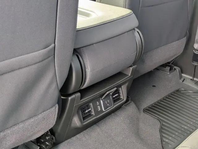 2026 GMC Sierra 2500HD Crew Cab, Standard Bed, SLE, 4WD