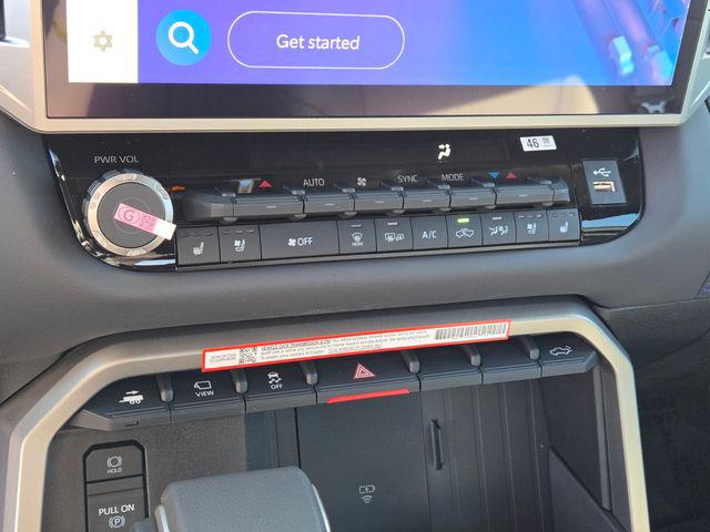 2026 Toyota Tundra Platinum CrewMax 5.5' Bed