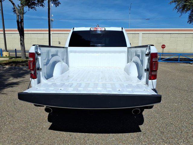 2022 Ram 1500 Laramie Crew Cab 4x2 6'4" Box