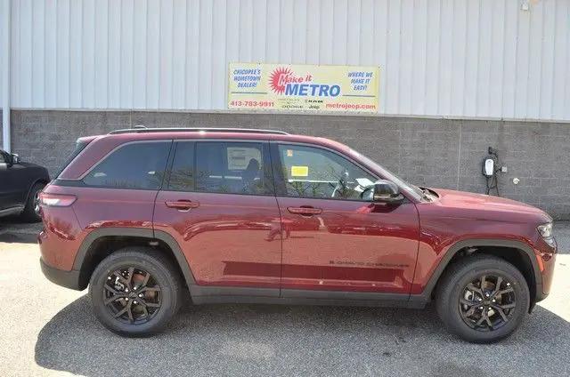 2026 Jeep Grand Cherokee Altitude 4x4